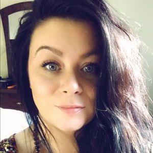 Meet your Posher, Mel